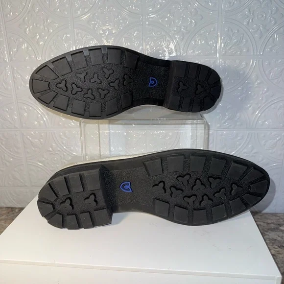 NWOB Authentic Rothy’s - Picture 4 of 4